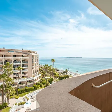 Pierre & Verrerie Aparthotel 3*