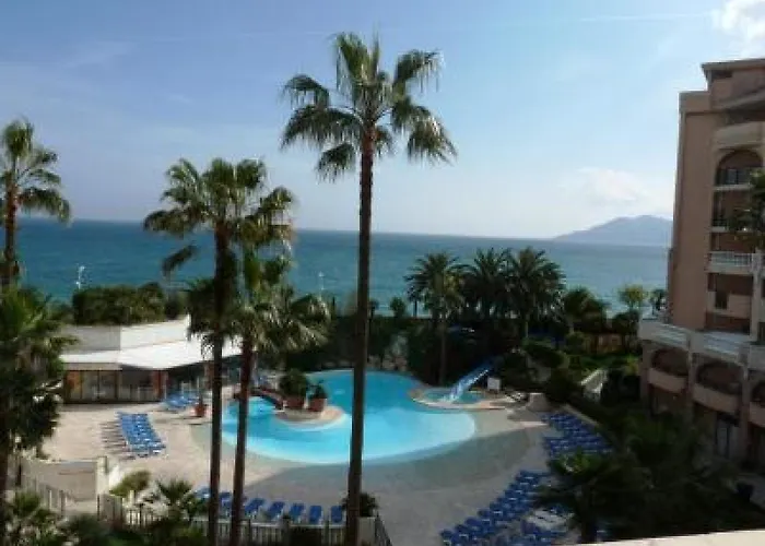 Pierre & Verrerie 3* Cannes