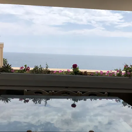 Pierre & Verrerie Lejlighedshotel 2*