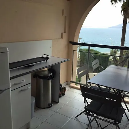 Pierre & Verrerie 2* Cannes